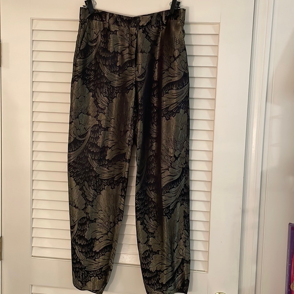 💐Host Pick💐 Etro Black and Gold Floral Brocade Silk Blend Pants